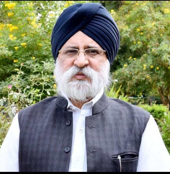 ग्वालियर के ENT विशेषज्ञ सीनियर डॉ एएस भल्ला को नईदिल्ली लाजपत नगर थाना पुलिस ने गिरफ्तार किया और तिहाड़ जेल भेजा